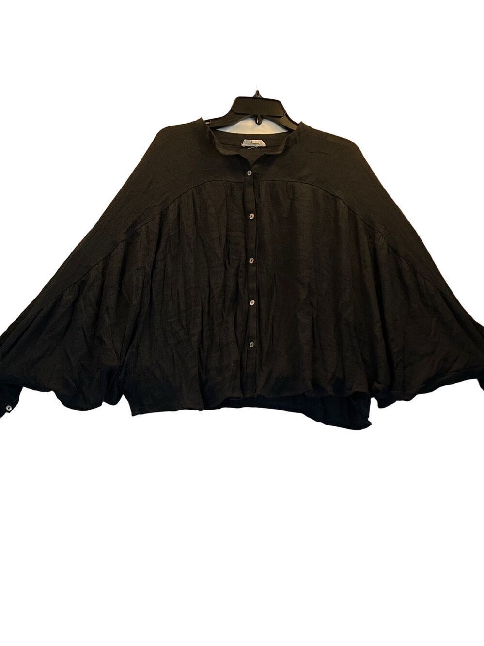 Eesome Black Batwing Flowing Button-Up Blouse, Size Small